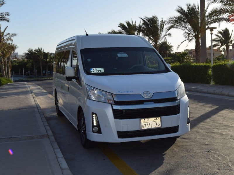 Hurghada Airport to Makadi by Minibus