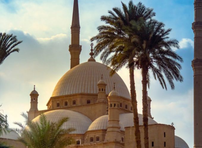 Magnificent Cairo from Makadi Bay trip: Pyramids of Giza-Saladin Citadel-Khan El Khalili