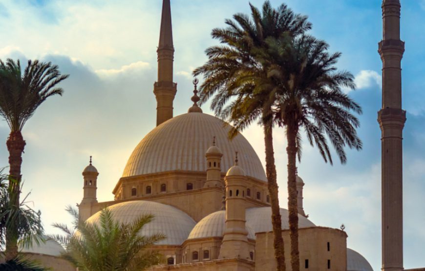 Cairo from Makadi Bay – Pyramids of Giza – Saladin Citadel – Khan El Khalili Cairo